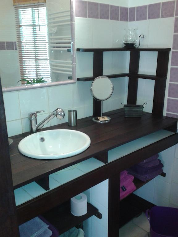 Les Chambres De Kerael Crozon Room photo